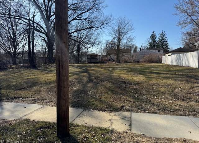 Property at 67-69 Hilton Ave, Youngstown, OH 44507