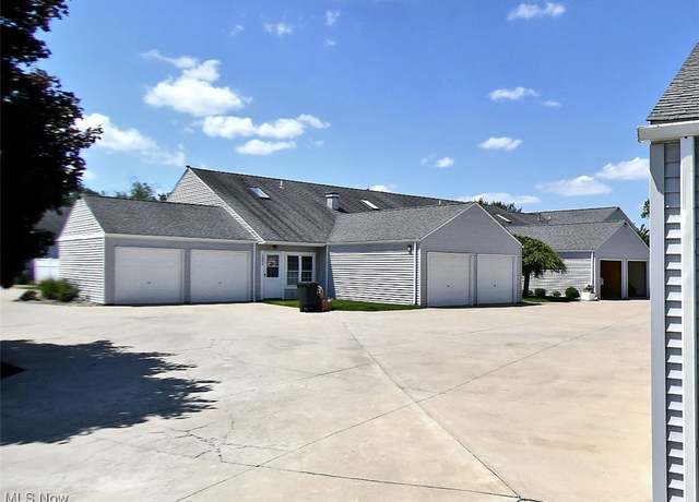 Property at 3482 Ivy Hill Cir Unit D, Cortland, OH 44410, 2 beds, 2 baths