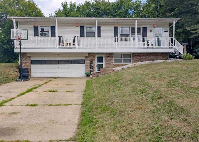 Property at 1180 Jones Dr, Salem, OH 44460, 3 beds, 2 baths