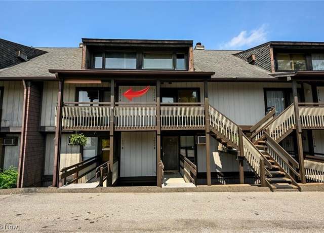 Property at 1607 Treetop Trl, Akron, OH 44313, 2 beds, 2 baths