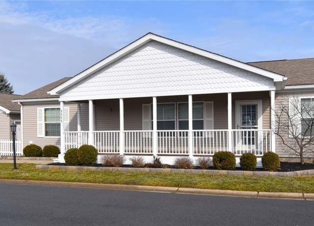 Property at 5655 E Windjamer Ave, Lakeside-marblehead, OH 43440, 3 beds, 2 baths