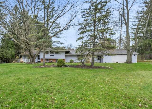 Property at 17759 S Meadowpark Dr, Walton Hills, OH 44146, 4 beds, 2.5 baths