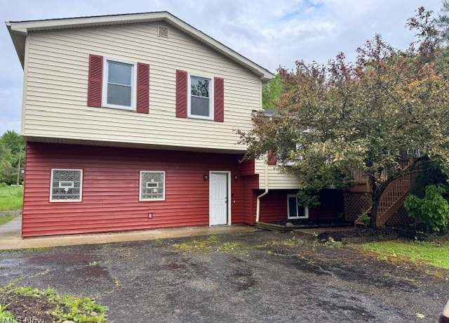 Property at 16949 Ravenna Rd, Chagrin Falls, OH 44023, 4 beds, 2 baths