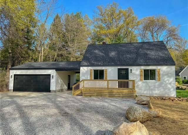 Property at 32155 Center Ridge Rd, North Ridgeville, OH 44039, 3 beds, 1.5 baths