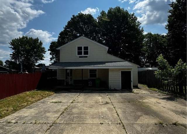 Property at 1489 Lakeview St, Akron, OH 44250, 6 beds, 2 baths