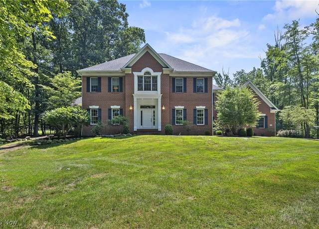 Property at 6039 Ledgeview Dr, Boston Heights, OH 44264, 5 beds, 4.5 baths