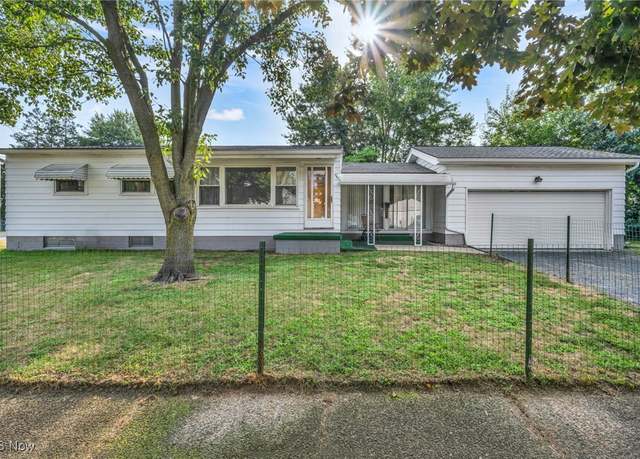 Property at 860 Sutherland Ave, Akron, OH 44314, 3 beds, 1 bath