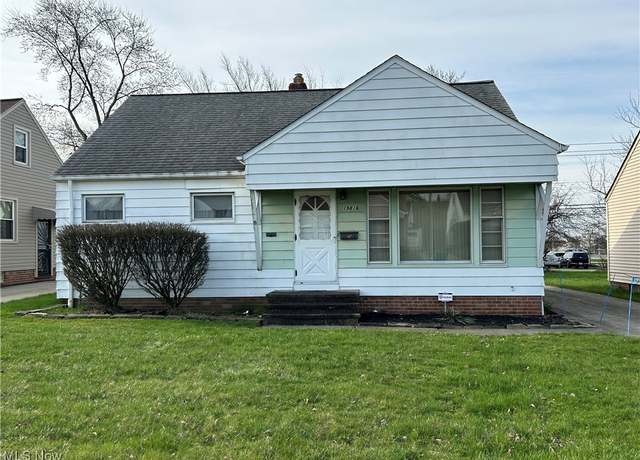 Property at 19816 Stockton, Maple Heights, OH 44137, 3 beds, 1 bath