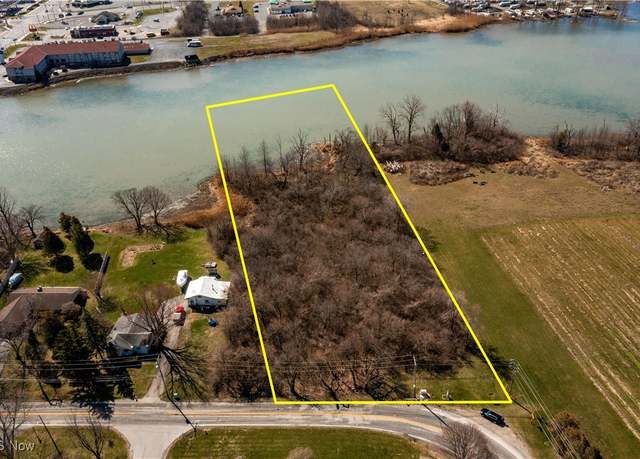 Property at 113 W Catawba Rd, Port Clinton, OH 43452