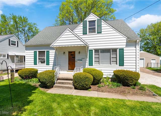 Property at 3707 Orchard St, Mogadore, OH 44260, 3 beds, 1.5 baths