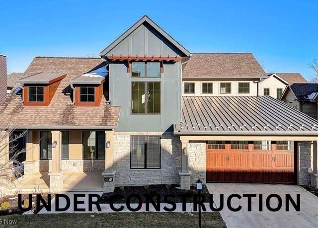 Property at 2540 Edgewood Trce, Pepper Pike, OH 44124, 3 beds, 2.5 baths