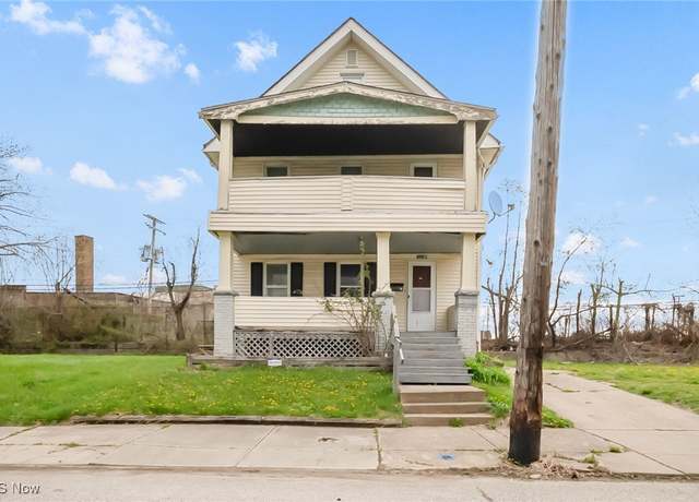 Property at 1141 E 148th St, Cleveland, OH 44110, 5 beds, 2.5 baths