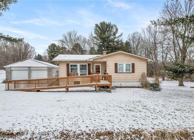Property at 2951 Youngstown Kingsville Rd, Cortland, OH 44410, 2 beds, 1 bath