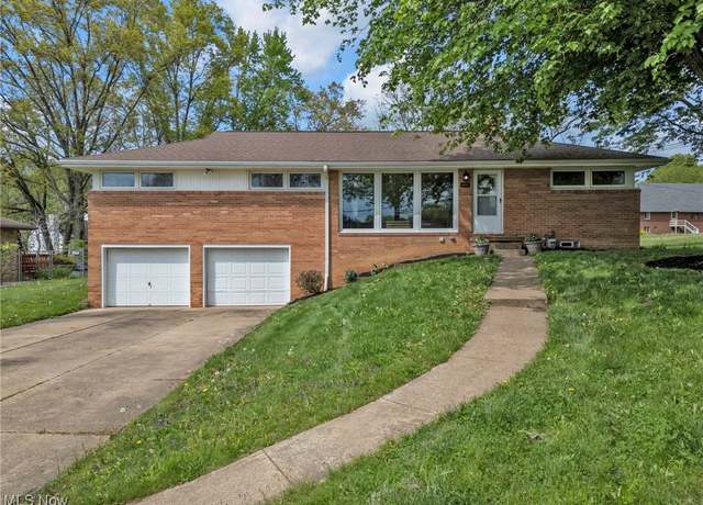 Property at 8701 Colton St NW, Massillon, OH 44646, 4 beds, 2 baths