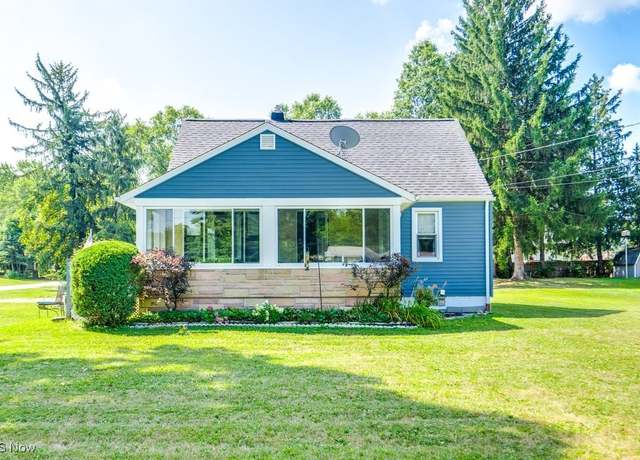 Property at 5103 E Rockwell Rd, Youngstown, OH 44515, 3 beds, 1.5 baths