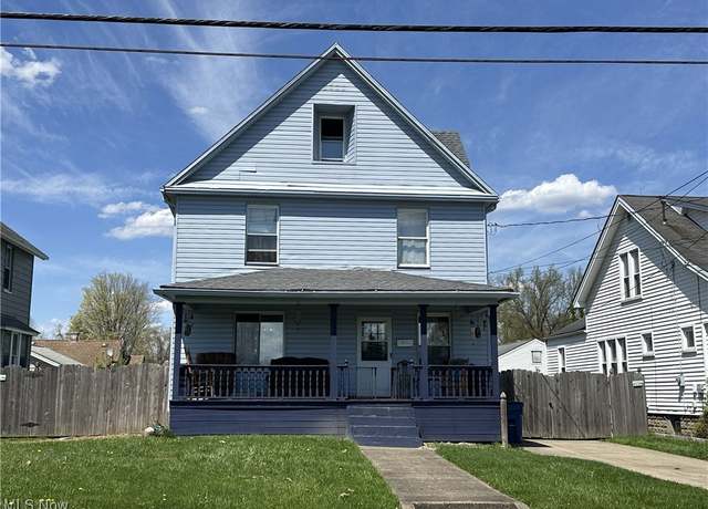 Property at 32 E Madison Ave, Niles, OH 44446, 4 beds, 2.5 baths