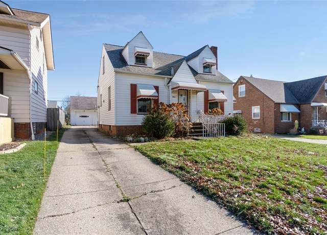 Property at 3861 W 134th St, Cleveland, OH 44111, 3 beds, 1.5 baths