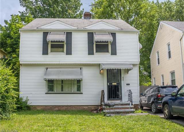 Property at 931 Yellowstone Rd, Cleveland, OH 44121, 3 beds, 1.5 baths