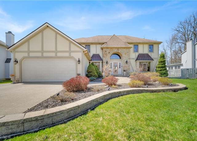 Property at 6722 Silvermound Dr, Mentor, OH 44060, 4 beds, 3.5 baths