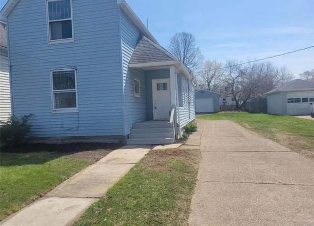 Property at 801 W 20th St, Lorain, OH 44052, 4 beds, 1 bath