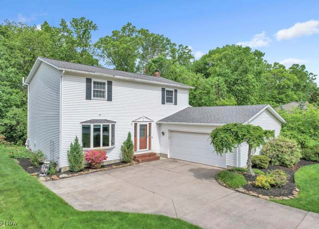 Property at 4700 Washington Ave, Lorain, OH 44052, 3 beds, 2.5 baths