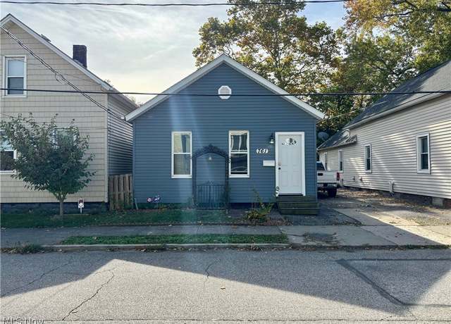 Property at 761 Brayton Ave, Cleveland, OH 44113, 3 beds, 1 bath