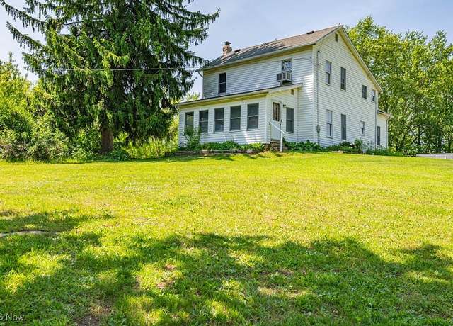 Property at 15561 Georgetown St NE, Minerva, OH 44657, 3 beds, 2 baths