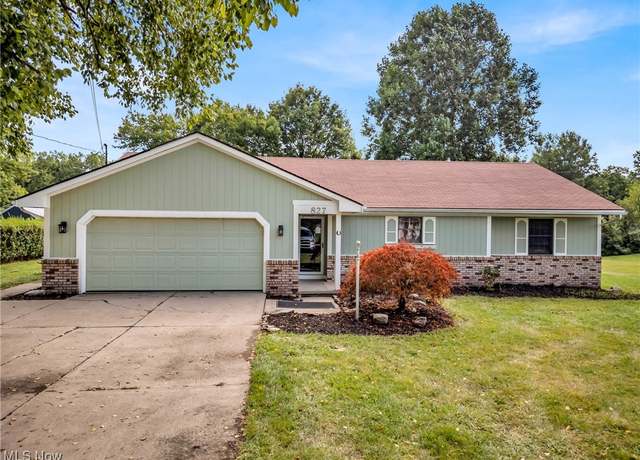 Property at 827 Mechanic St, Grafton, OH 44044, 3 beds, 2 baths