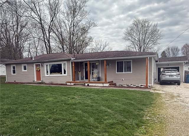 Property at 4144 Watkins Rd, Norton, OH 44203, 3 beds, 1.5 baths