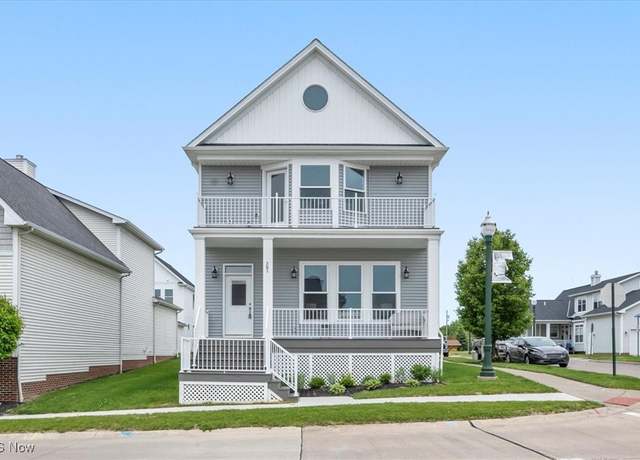 Property at 381 Driftwood Dr, Lorain, OH 44052, 3 beds, 2.5 baths