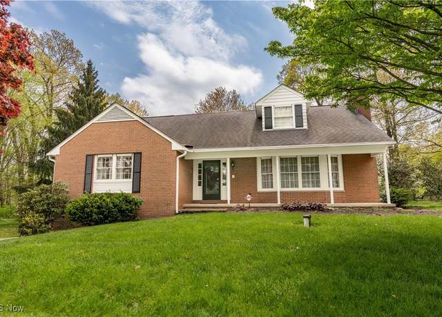 Property at 162 S Tamarack Rd, Akron, OH 44319, 4 beds, 2.5 baths