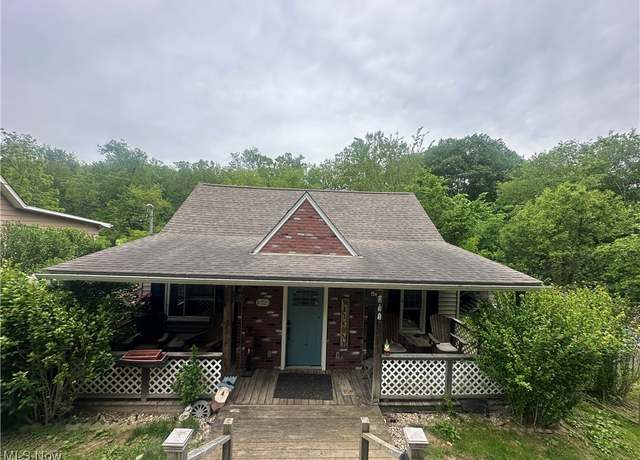 Property at 231 Pine St, Weirton, WV 26062, 1 bed, 1 bath