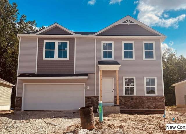 Property at 128 Willow Way, Elyria, OH 44035, 5 beds, 4 baths
