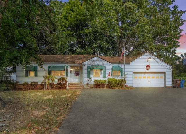 Property at 2733 E Waterloo Rd, Akron, OH 44312, 3 beds, 2 baths