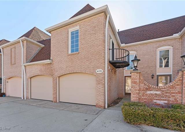 Property at 4170 E Normandy Park Dr, Medina, OH 44256, 3 beds, 2.5 baths