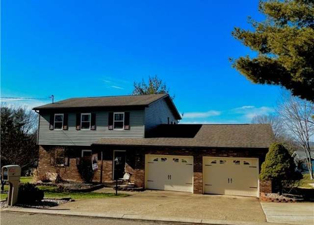 Property at 130 Rauch Dr, Marietta, OH 45750, 3 beds, 2.5 baths