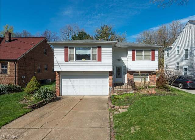 Property at 4338 Chanticleer Dr, Cleveland, OH 44126, 3 beds, 2 baths