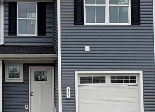 Property at 427 Quarry Creek Dr, Amherst, OH 44053, 3 beds, 2.5 baths