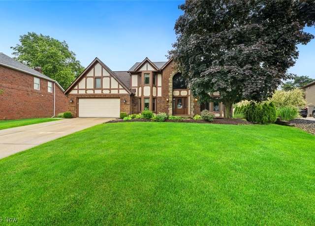 Property at 7700 Sparrow Flight Dr, Seven Hills, OH 44131, 3 beds, 3.5 baths