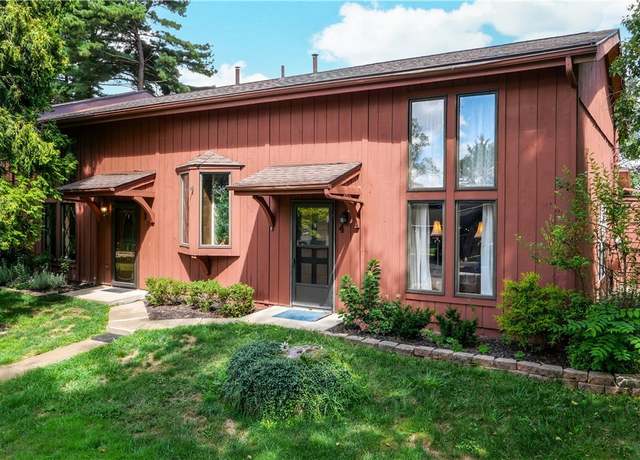 Property at 6235 Gladys St #4, Ravenna, OH 44266, 2 beds, 1.5 baths