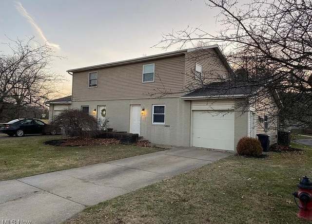 Property at 1331 Stardust Ave NW, Canton, OH 44708, 6 beds, 4 baths