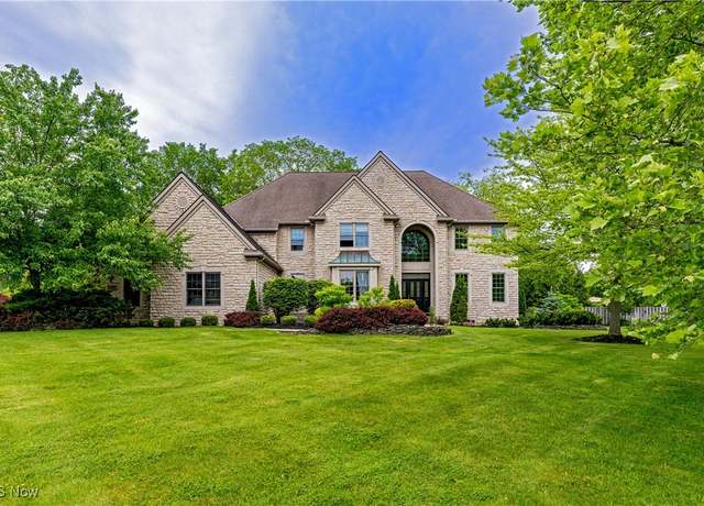 Property at 6442 Dorset Ln, Solon, OH 44139, 5 beds, 5.5 baths