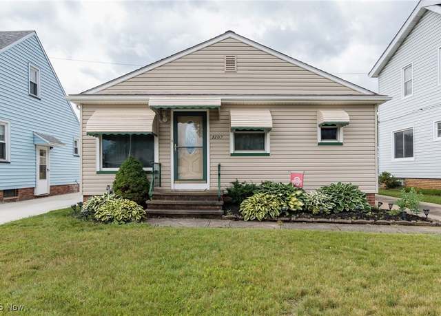Property at 3207 Wellington Ave, Parma, OH 44134, 3 beds, 1 bath