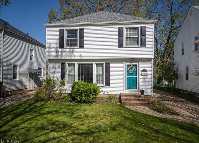 Property at 5912 Hodgman Dr, Parma Heights, OH 44130, 3 beds, 2 baths