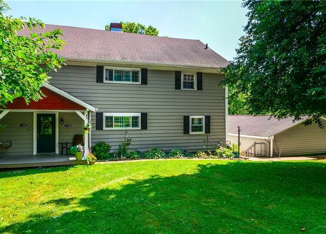 Property at 11220 Vista Dr, Hiram, OH 44234, 6 beds, 2.5 baths