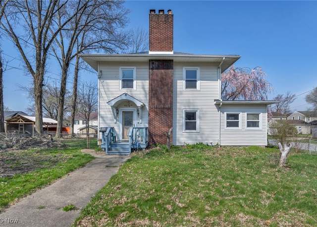 Property at 1206 Dayton St, Akron, OH 44310, 4 beds, 1.5 baths