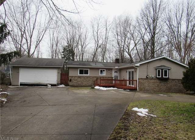 Property at 6524 Elmwood Rd, Mentor, OH 44060, 4 beds, 2 baths