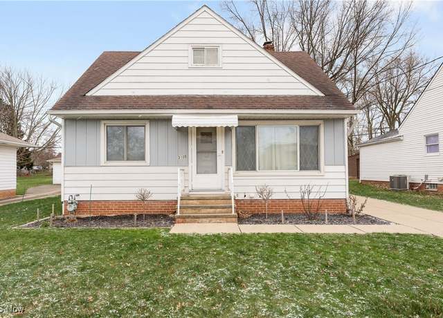 Property at 3105 Snow Rd, Parma, OH 44134, 3 beds, 2 baths
