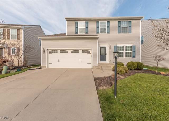 Property at 9071 Stonegate Cir, North Ridgeville, OH 44039, 4 beds, 3.5 baths