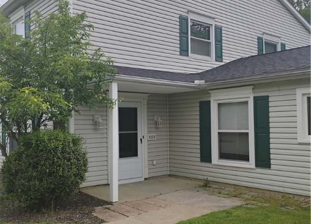 Property at 625 Canterbury Ln, Medina, OH 44256, 2 beds, 1 bath